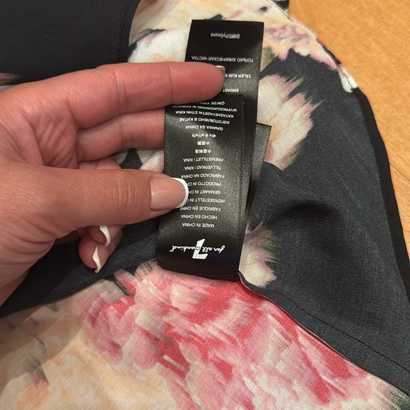 For all man kind Floral Black and Pink Women's Top - Picture 12 of 12